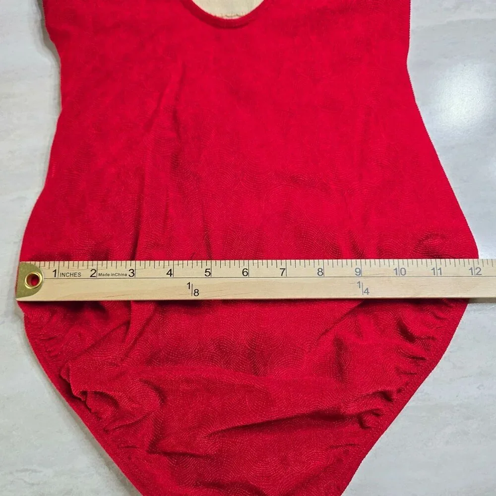 Vintage Roxanne One Piece Swimsuit Red Size 34B Small Ruched Beach‎ Textured